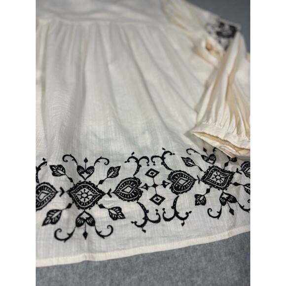 Old Navy Embroidered Boho Peasant Tunic Cream and Black Relaxed Flowy Size XXL - Picture 6 of 8